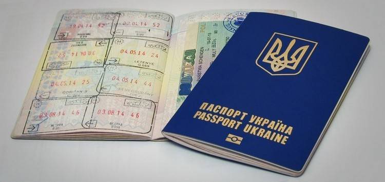 Штампи в паспорті